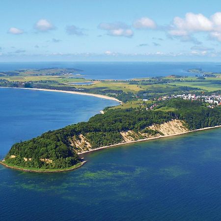 Balkon, Gratis Nutzung Vom Ahoi Erlebnisbad Und Sauna In Sellin - Villa Karola Fewo 09 Goehren  Luaran gambar