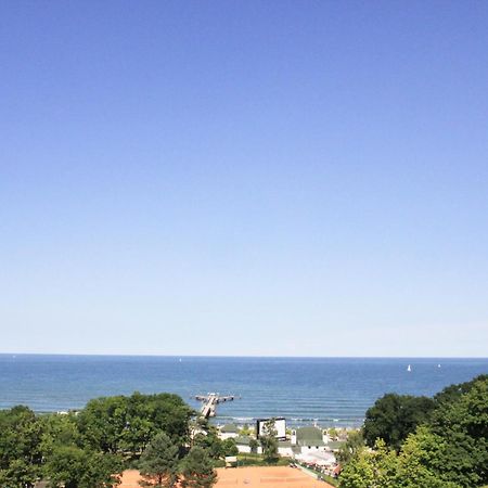 Balkon, Gratis Nutzung Vom Ahoi Erlebnisbad Und Sauna In Sellin - Villa Karola Fewo 09 Goehren  Luaran gambar