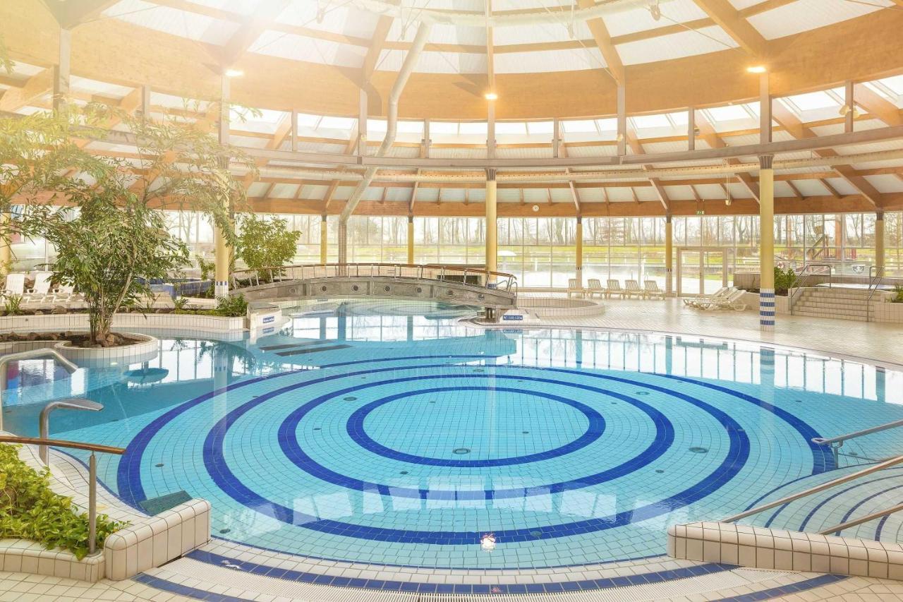 Balkon, Gratis Nutzung Vom Ahoi Erlebnisbad Und Sauna In Sellin - Villa Karola Fewo 09 Goehren  Luaran gambar